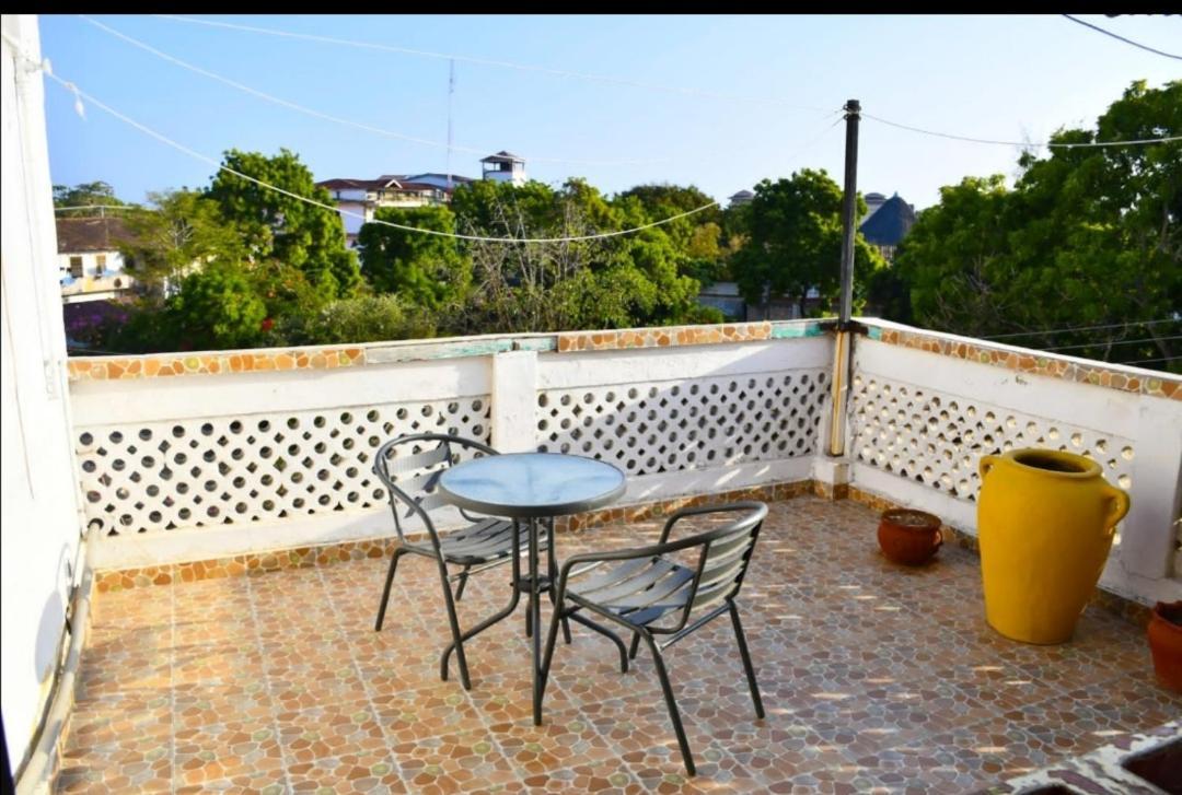Mavericks Convenient Cozy Loft In Diani'S Cbd أوكوندا المظهر الخارجي الصورة