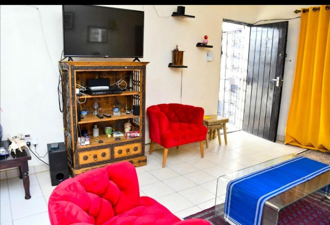 Mavericks Convenient Cozy Loft In Diani'S Cbd أوكوندا المظهر الخارجي الصورة