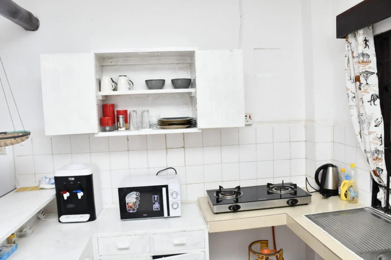 Mavericks Convenient Cozy Loft In Diani'S Cbd أوكوندا المظهر الخارجي الصورة