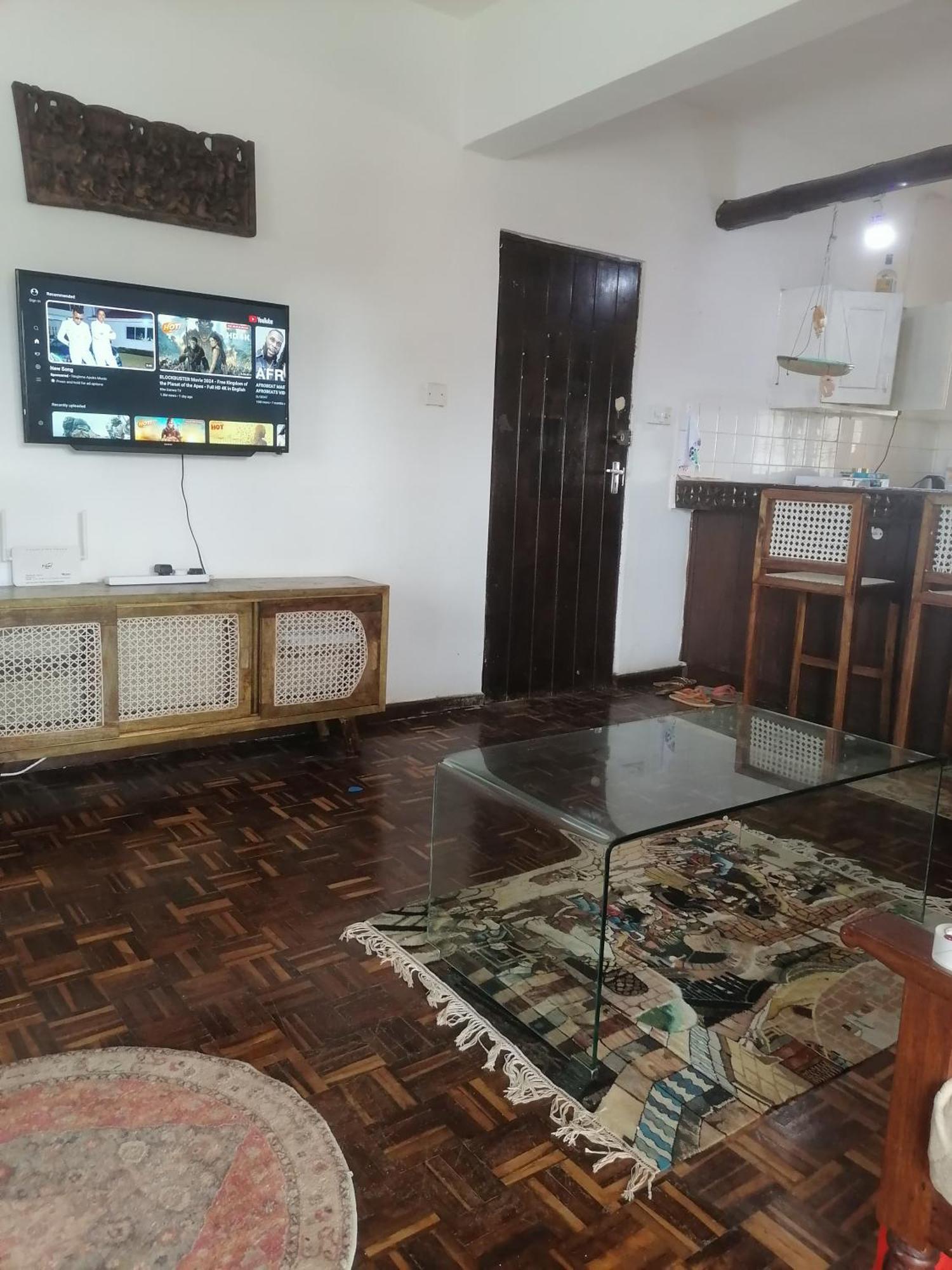 Mavericks Convenient Cozy Loft In Diani'S Cbd أوكوندا المظهر الخارجي الصورة